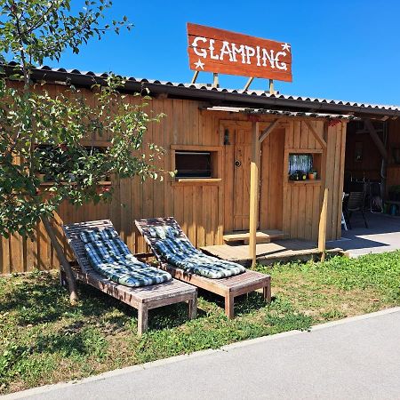 Glamping House Ranc Luze 호텔 외부 사진
