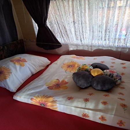 Glamping House Ranc Luze 호텔 외부 사진