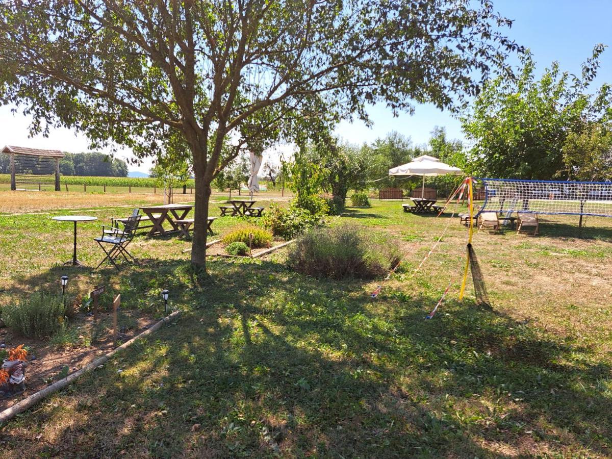 Glamping House Ranc Luze 호텔 외부 사진